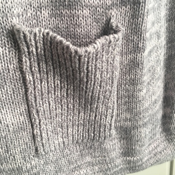 Gray short sleeve sweater - Picture 3 of 5